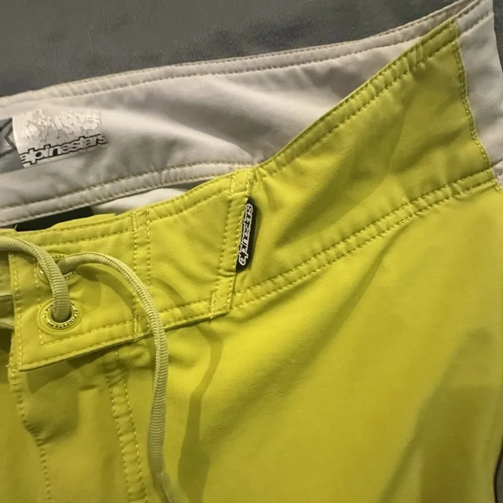 Y2K Alpinestars Board Shorts Mens 34 Colorblock Yellow Swim Trunks Striped